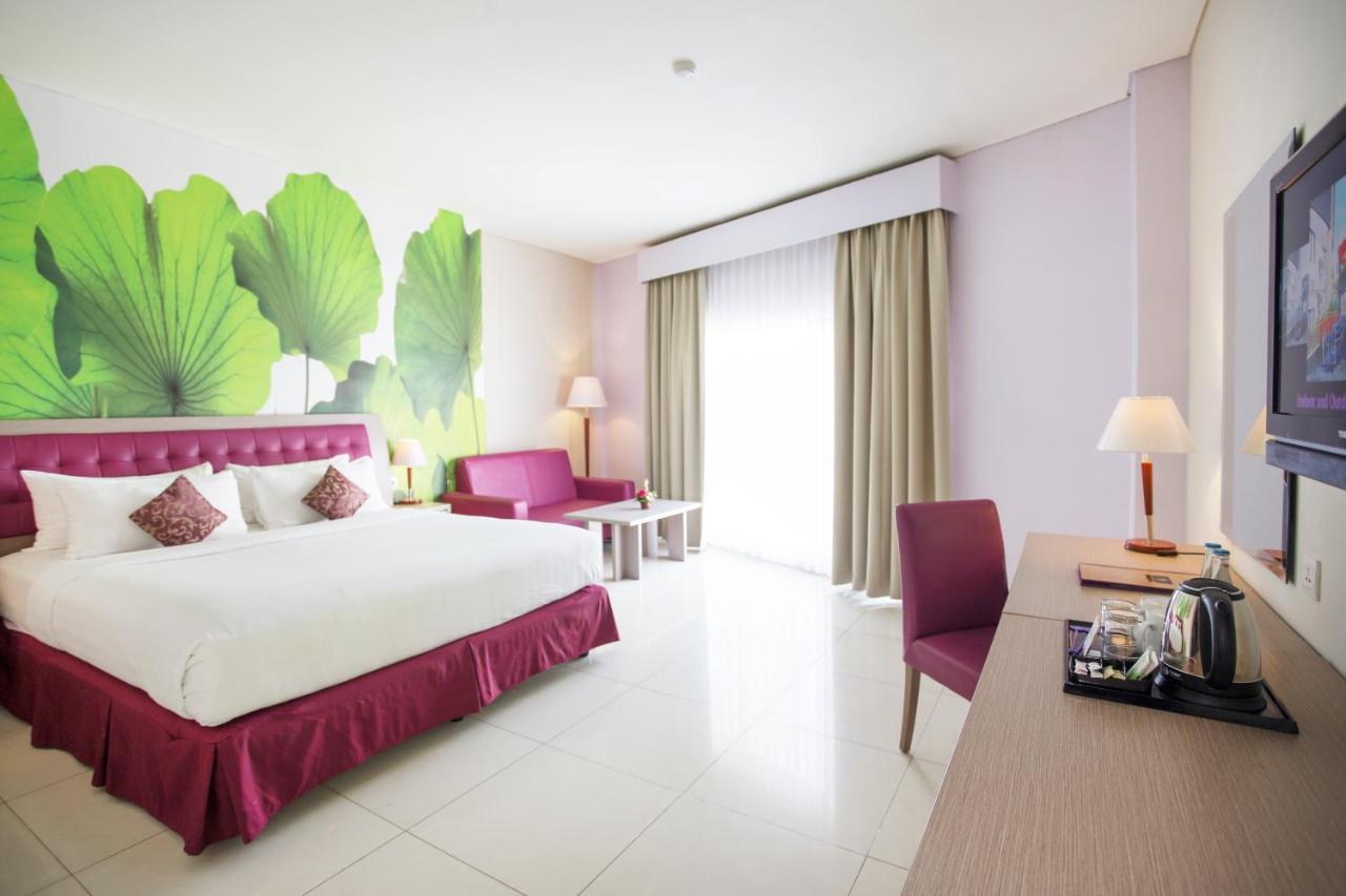 Kuta Central Park Hotel Екстер'єр фото
