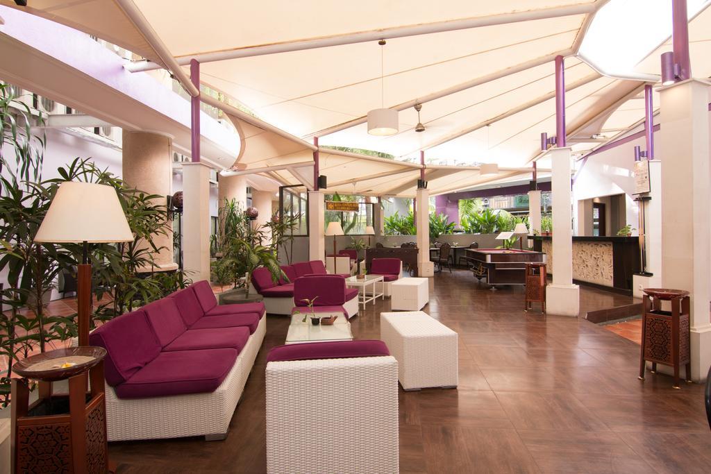 Kuta Central Park Hotel Екстер'єр фото