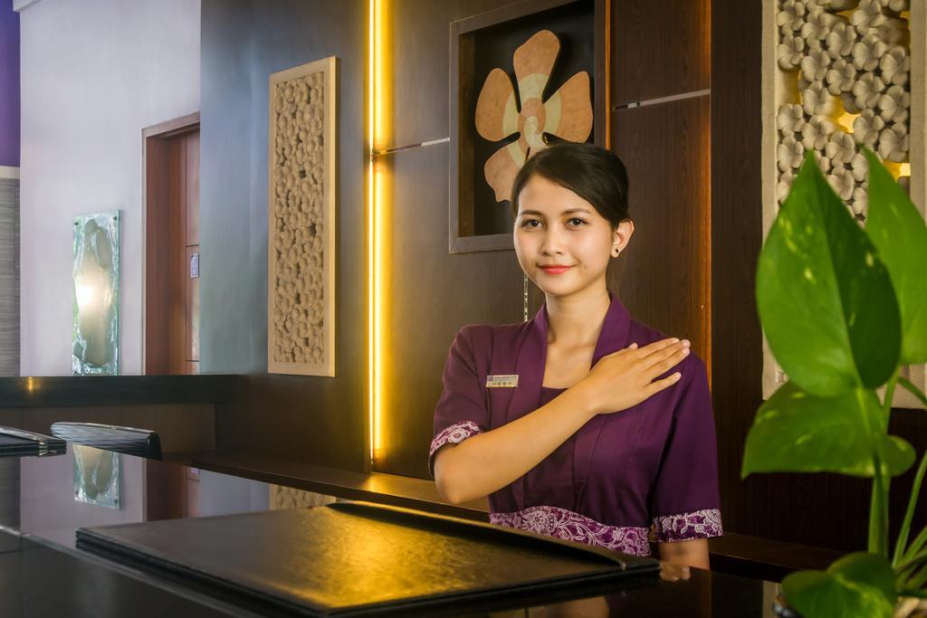 Kuta Central Park Hotel Екстер'єр фото
